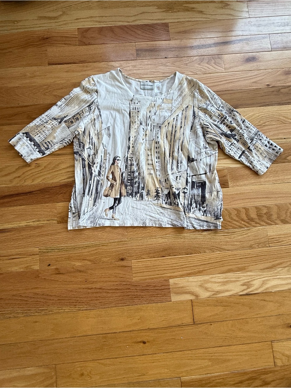 Alfred Dunner Cream Graphic City Scene Blouse